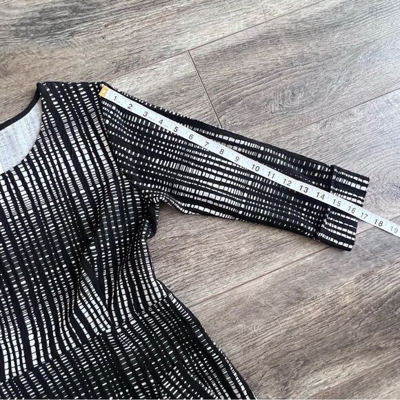 Evereve Allison Joy Black and White Printed Dress 3/4 Length Sleeves Size Small - Picture 11 of 11
